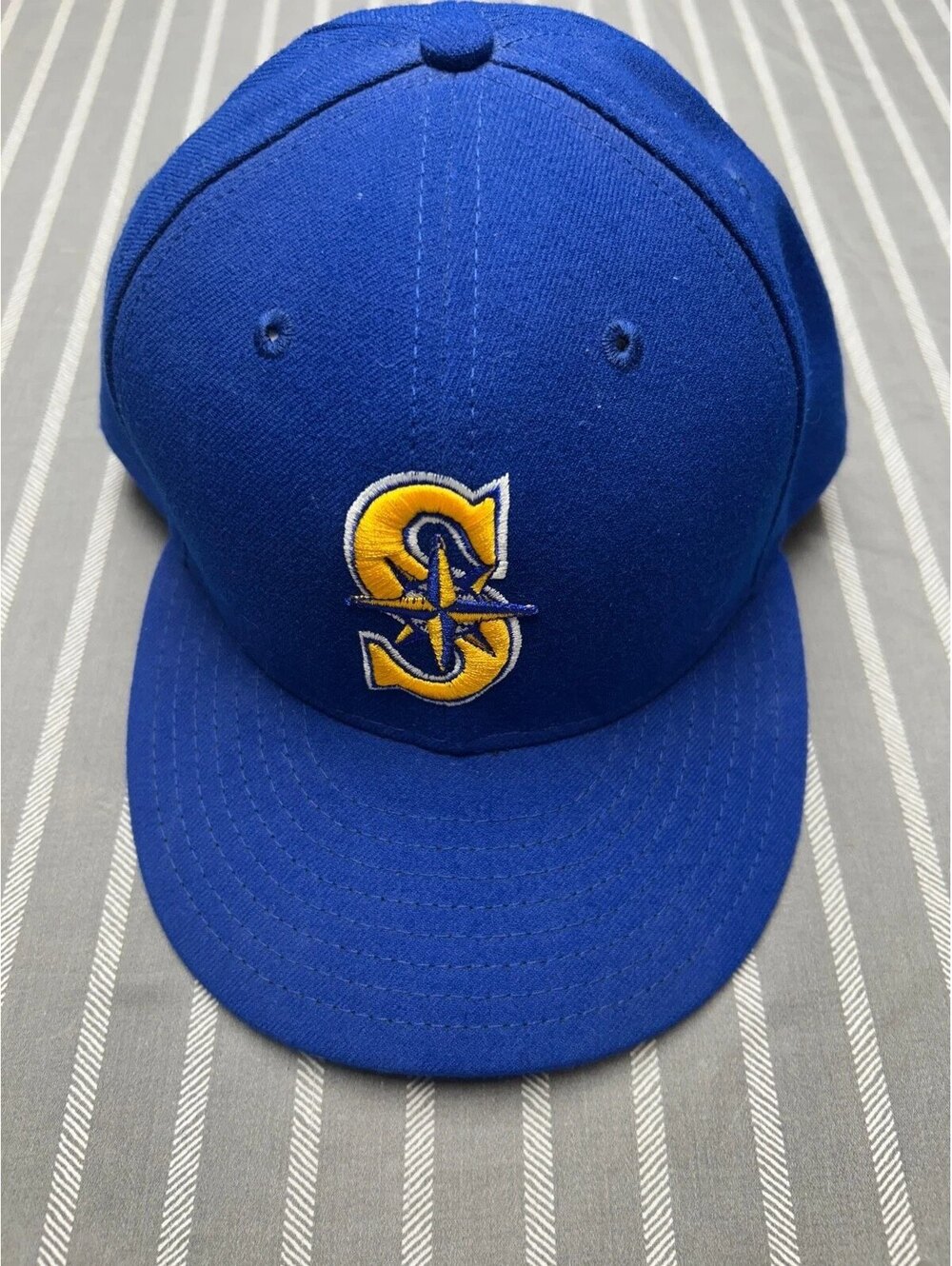 New Era Seattle Mariners Hat Cap Fitted Mens 7 3/4 Blue Official Onfield Cap